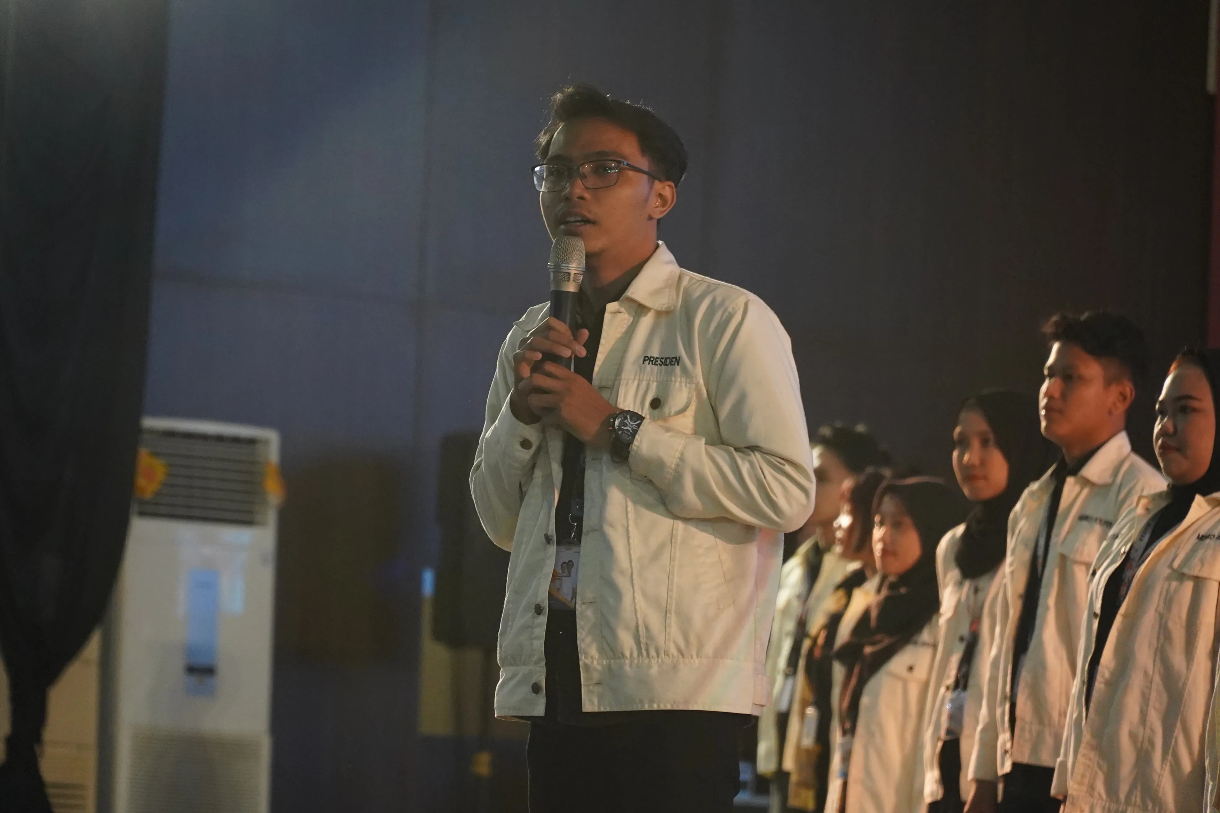 Penampilan Teatrikal Foto