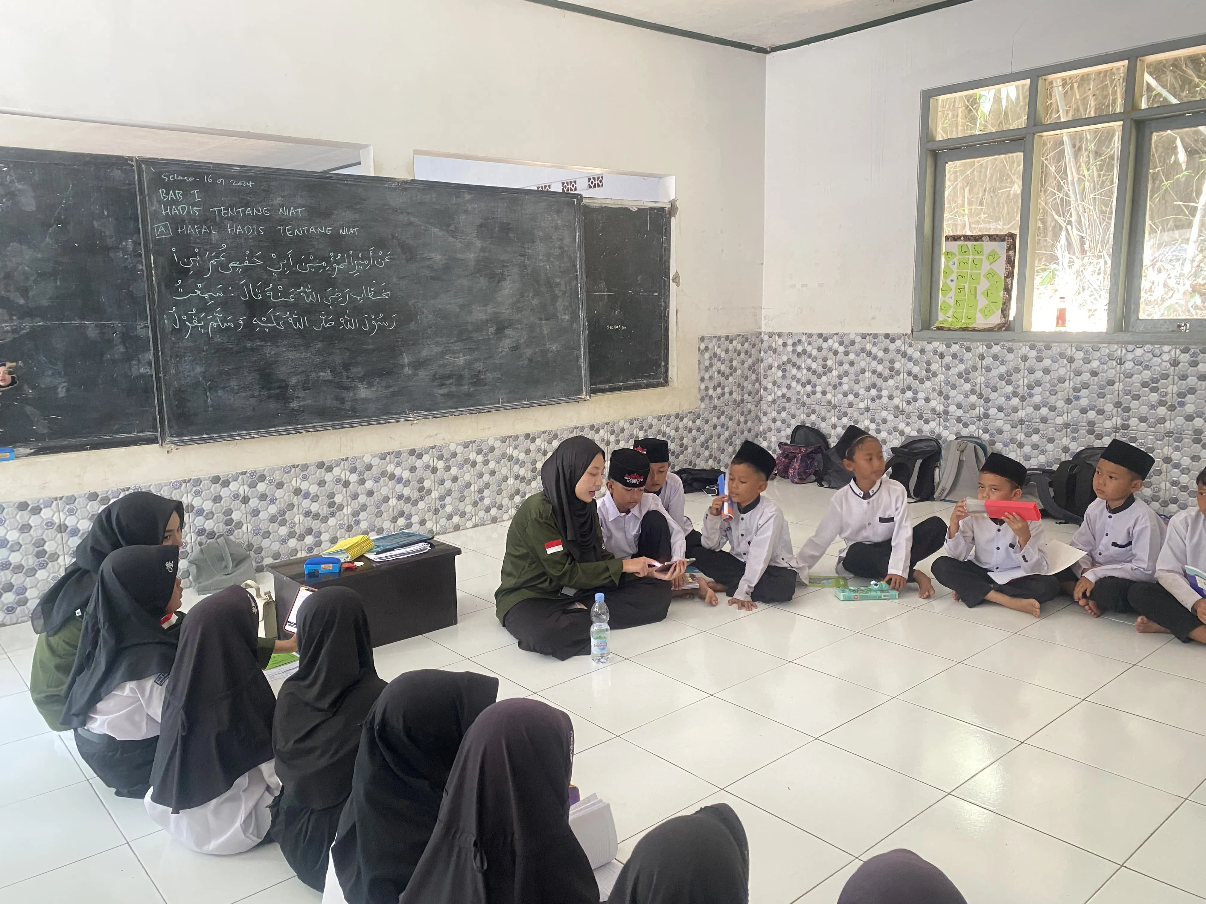 Himaka Mengajar